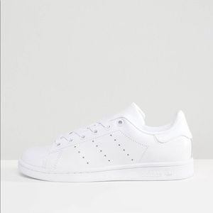 NWT ADIDAS • Stan Smith